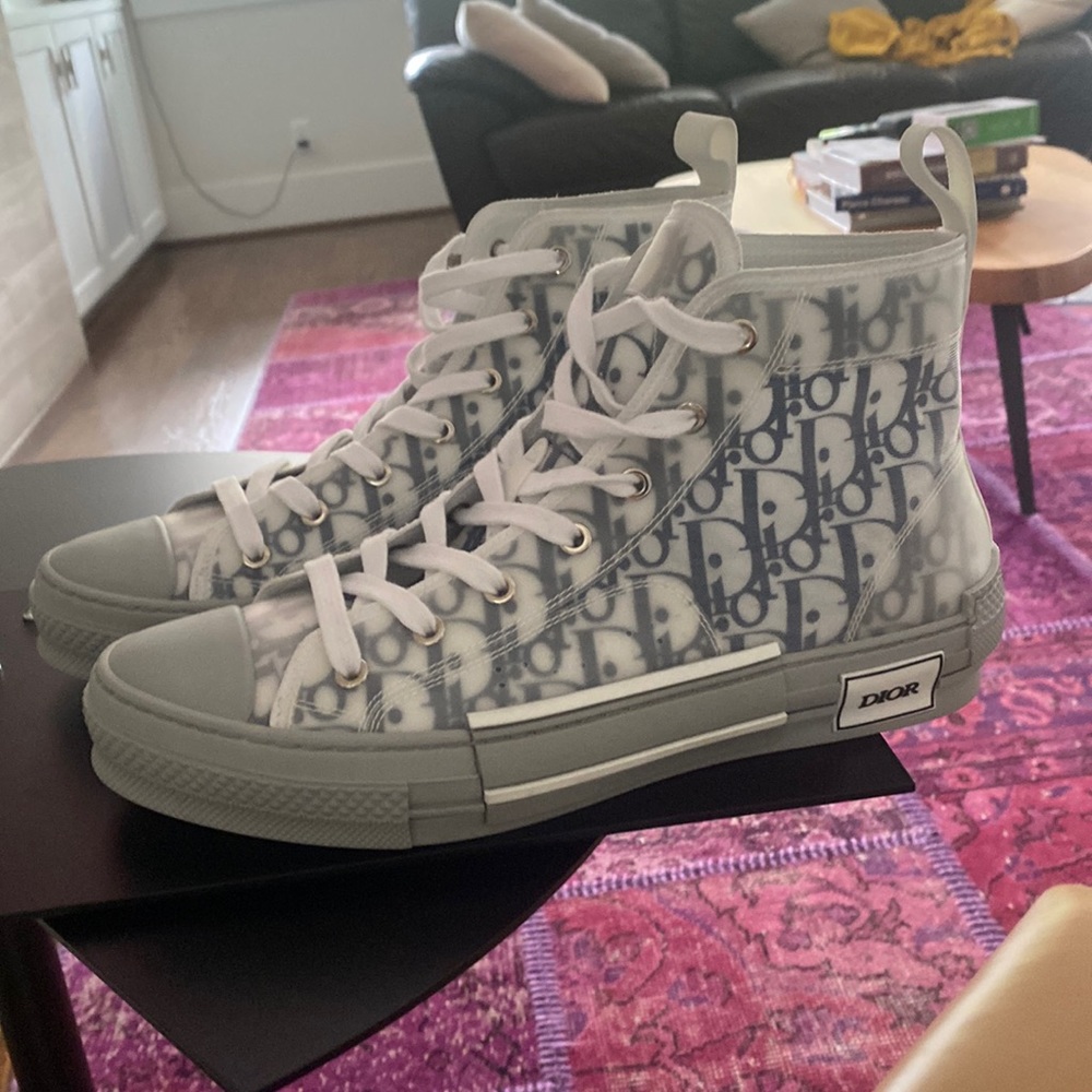 Size 9, brand new, Dior